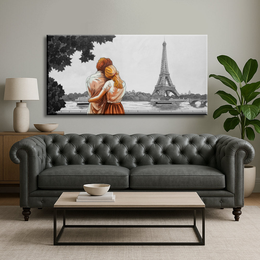 Pareja abrazada mirando Torre Eiffel