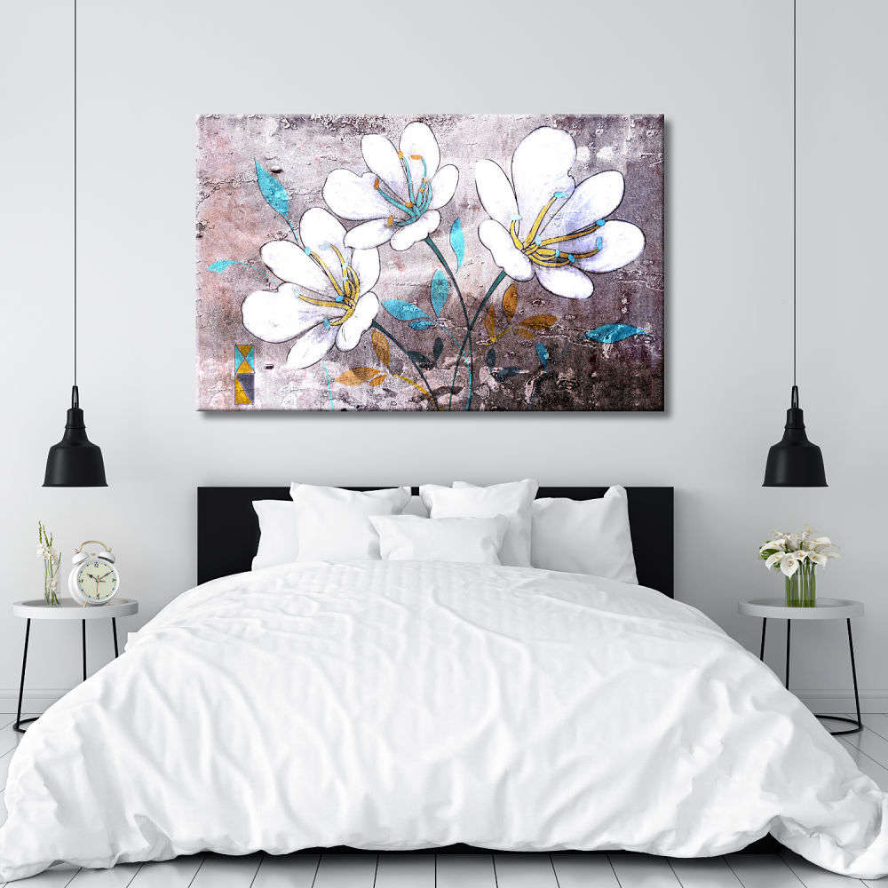 Cuadro de flores en blanco, amarillo y turquesa